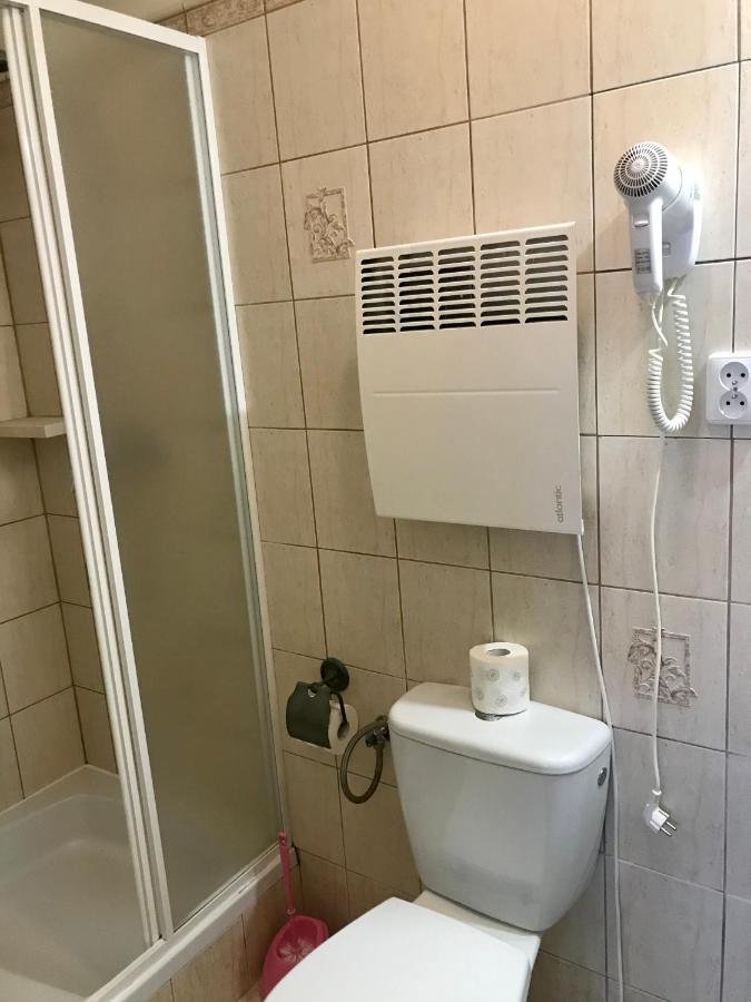Dworek Biala Dama Nieborów Exteriör bild